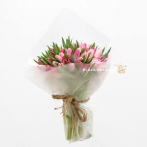 Pink tulip bouquet