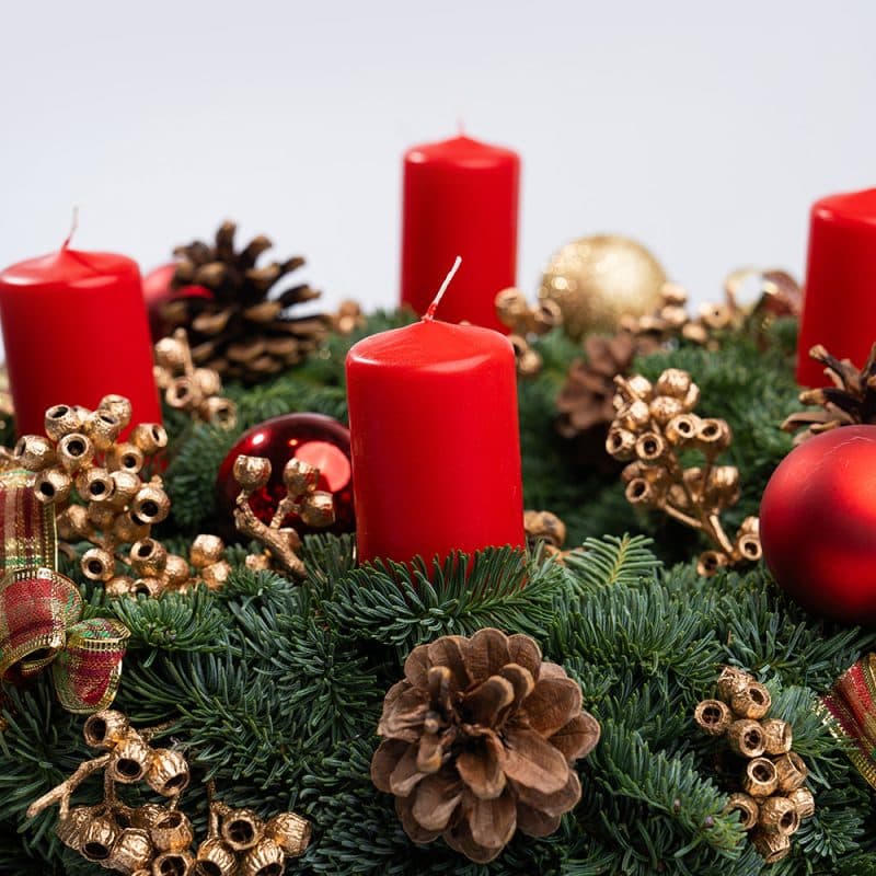 Christmas Table Centerpiece with Evergreens & Candles