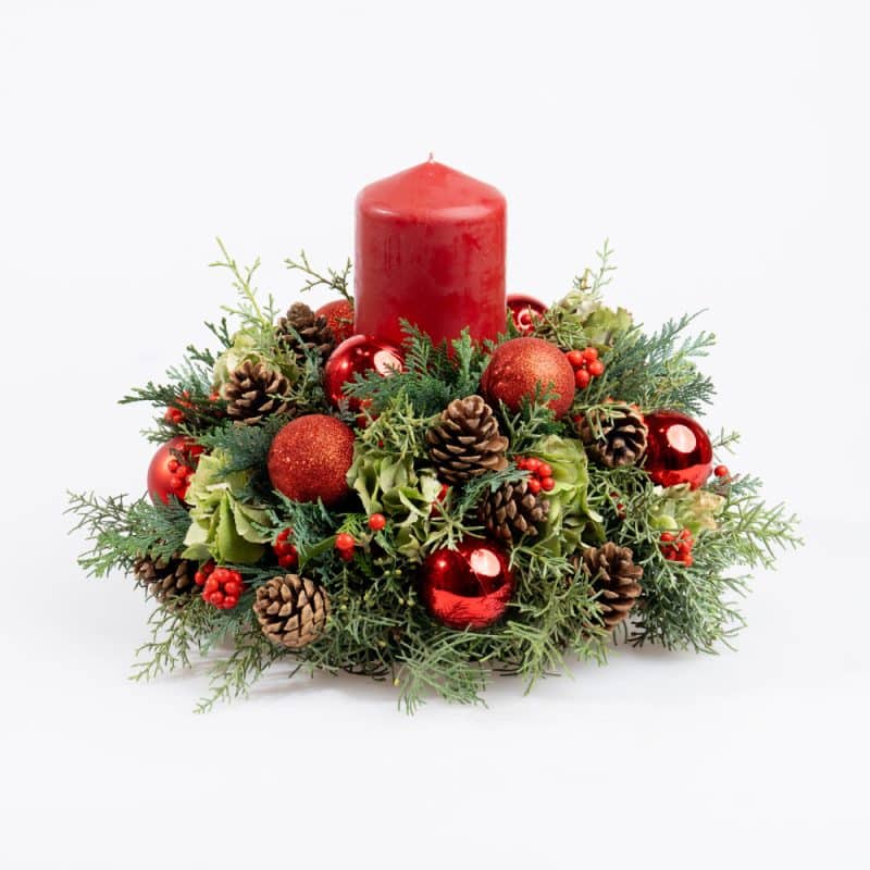 Winterberry Glow Red Candle with Pinecones and Spruce